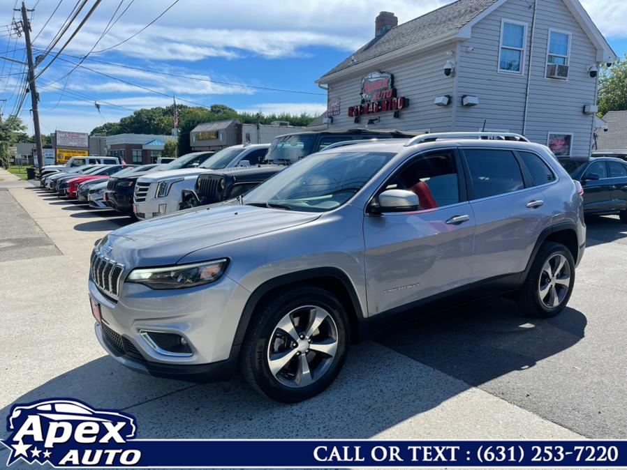 Used Jeep Cherokee Limited FWD 2020 | Apex Auto. Selden, New York