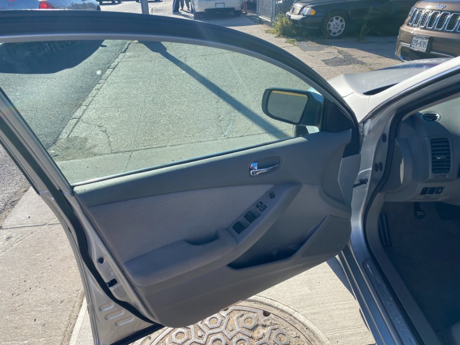 2012 Nissan Altima 4dr Sdn I4 CVT 2.5 S, available for sale in Middle Village, New York | Middle Village Motors . Middle Village, New York 2012 Nissan Altima 4dr Sdn I4 CVT 2.5 S, available for sale in Middle Village, New York | Middle Village Motors . Middle Village, New York