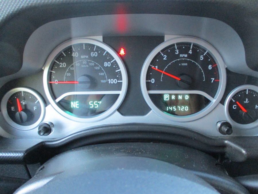 2010 Jeep Wrangler Unlimited 4WD 4dr Sahara, available for sale in Suffield, Connecticut | Suffield Auto LLC. Suffield, Connecticut 2010 Jeep Wrangler Unlimited 4WD 4dr Sahara, available for sale in Suffield, Connecticut | Suffield Auto LLC. Suffield, Connecticut