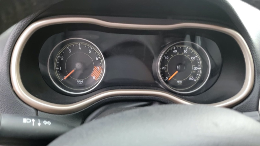 2015 Jeep Cherokee 4WD 4dr Limited, available for sale in Milford, Connecticut | Adonai Auto Sales LLC. Milford, Connecticut 2015 Jeep Cherokee 4WD 4dr Limited, available for sale in Milford, Connecticut | Adonai Auto Sales LLC. Milford, Connecticut