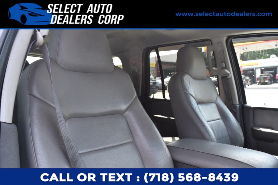 2003 Ford Expedition 4.6L XLT Popular 4WD, available for sale in Brooklyn, New York | Select Auto Dealers Corp. Brooklyn, New York 2003 Ford Expedition 4.6L XLT Popular 4WD, available for sale in Brooklyn, New York | Select Auto Dealers Corp. Brooklyn, New York