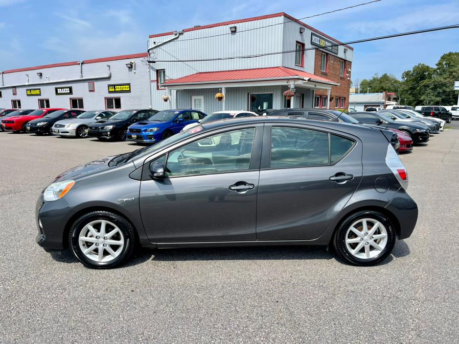 2012 Toyota Prius c 5dr HB One (Natl), available for sale in South Windsor, Connecticut | Mike And Tony Auto Sales, Inc. South Windsor, Connecticut 2012 Toyota Prius c 5dr HB One (Natl), available for sale in South Windsor, Connecticut | Mike And Tony Auto Sales, Inc. South Windsor, Connecticut