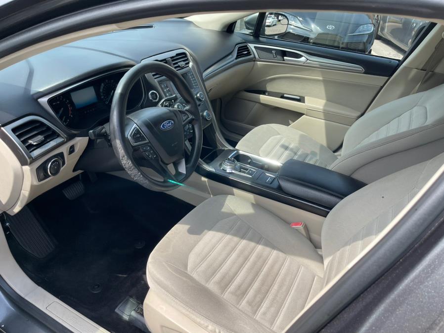 2017 Ford Fusion SE FWD, available for sale in South Windsor, Connecticut | Mike And Tony Auto Sales, Inc. South Windsor, Connecticut 2017 Ford Fusion SE FWD, available for sale in South Windsor, Connecticut | Mike And Tony Auto Sales, Inc. South Windsor, Connecticut
