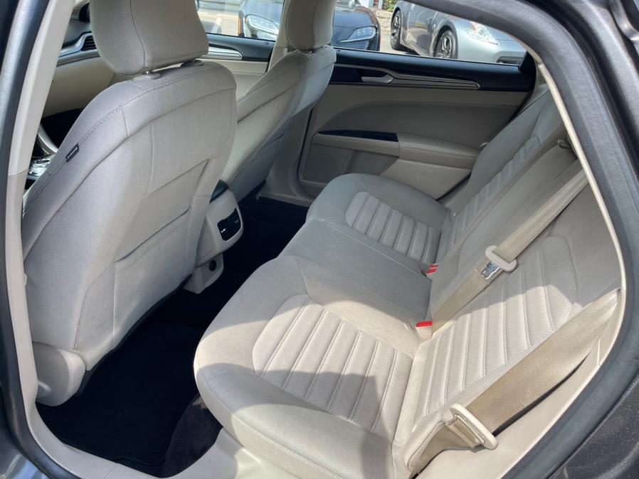 2017 Ford Fusion SE FWD, available for sale in South Windsor, Connecticut | Mike And Tony Auto Sales, Inc. South Windsor, Connecticut 2017 Ford Fusion SE FWD, available for sale in South Windsor, Connecticut | Mike And Tony Auto Sales, Inc. South Windsor, Connecticut