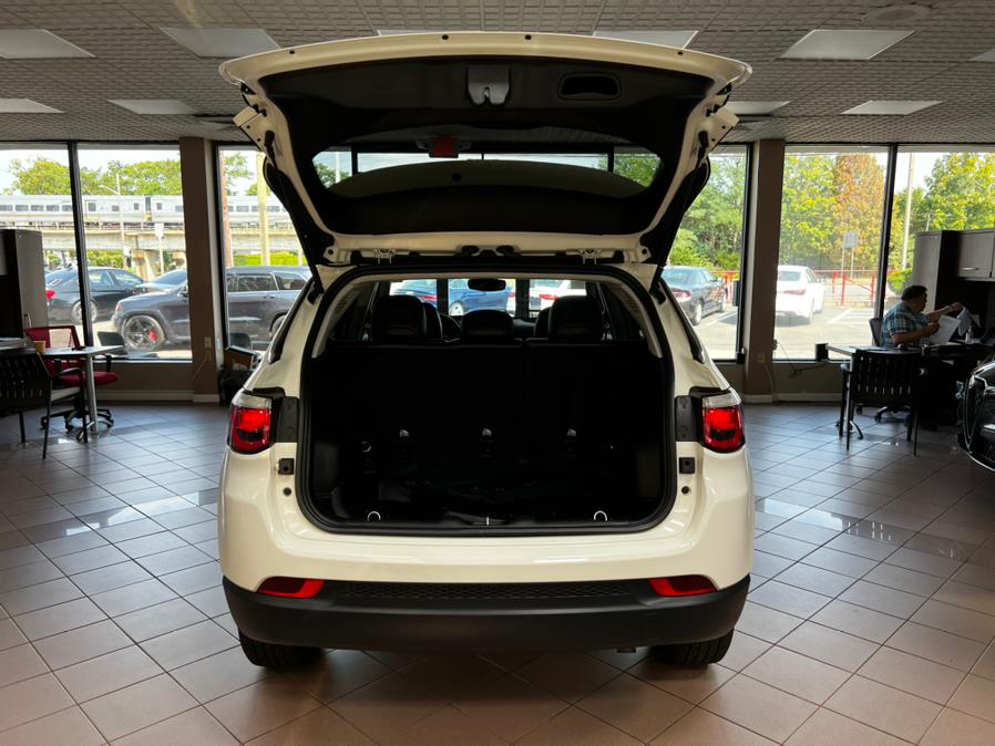 Used Jeep Compass Latitude 4x4 2019 | Power Motors East. Massapequa Park, New York Used Jeep Compass Latitude 4x4 2019 | Power Motors East. Massapequa Park, New York