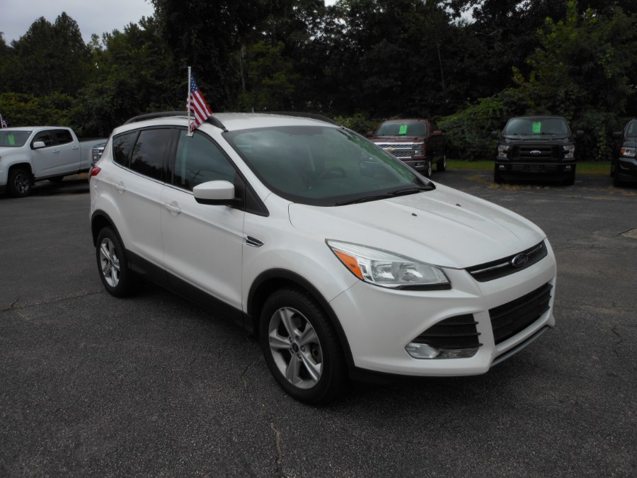 2014 Ford Escape 4WD 4dr SE, available for sale in Yantic, Connecticut | Yantic Auto Center. Yantic, Connecticut