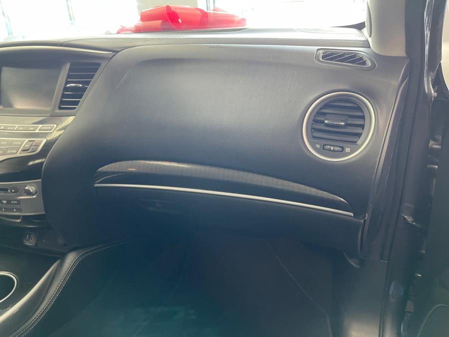 Used INFINITI QX60 PURE AWD 2020 | 5 Towns Drive. Inwood, New York Used INFINITI QX60 PURE AWD 2020 | 5 Towns Drive. Inwood, New York