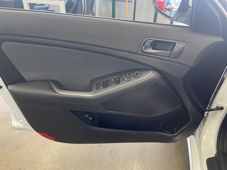 2015 Kia Optima 4dr Sdn LX, available for sale in Inwood, New York | 5 Towns Drive. Inwood, New York 2015 Kia Optima 4dr Sdn LX, available for sale in Inwood, New York | 5 Towns Drive. Inwood, New York