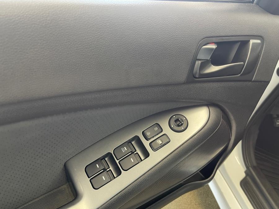2015 Kia Optima 4dr Sdn LX, available for sale in Inwood, New York | 5 Towns Drive. Inwood, New York 2015 Kia Optima 4dr Sdn LX, available for sale in Inwood, New York | 5 Towns Drive. Inwood, New York