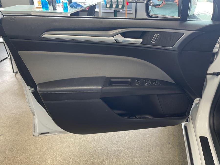 2016 Ford Fusion 4dr Sdn S FWD, available for sale in Inwood, New York | 5 Towns Drive. Inwood, New York 2016 Ford Fusion 4dr Sdn S FWD, available for sale in Inwood, New York | 5 Towns Drive. Inwood, New York