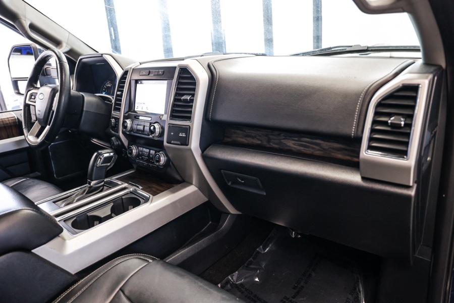 2019 Ford F-150 LARIAT 4WD SuperCrew 6.5'' Box, available for sale in ELMONT, New York | 26 Motors Long Island. ELMONT, New York 2019 Ford F-150 LARIAT 4WD SuperCrew 6.5'' Box, available for sale in ELMONT, New York | 26 Motors Long Island. ELMONT, New York