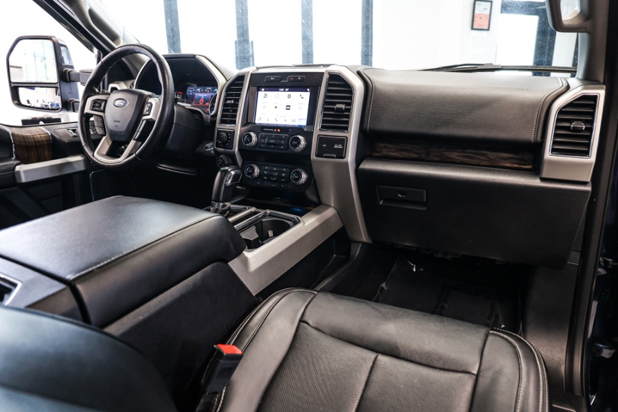 2019 Ford F-150 LARIAT 4WD SuperCrew 6.5'' Box, available for sale in ELMONT, New York | 26 Motors Long Island. ELMONT, New York 2019 Ford F-150 LARIAT 4WD SuperCrew 6.5'' Box, available for sale in ELMONT, New York | 26 Motors Long Island. ELMONT, New York