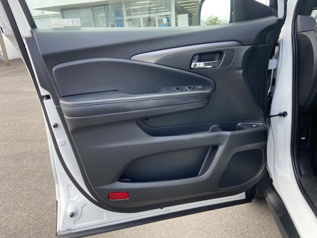 Used Honda Passport Sport 2020 | Baron Supercenter. Patchogue, New York Used Honda Passport Sport 2020 | Baron Supercenter. Patchogue, New York