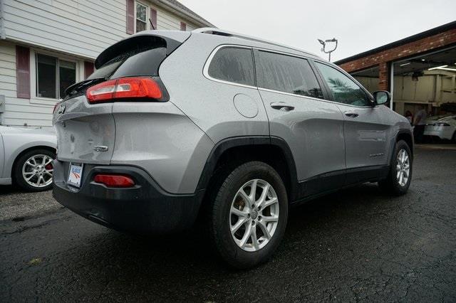 Used Jeep Cherokee Latitude 2017 | Blasius Federal Road. Brookfield, Connecticut Used Jeep Cherokee Latitude 2017 | Blasius Federal Road. Brookfield, Connecticut