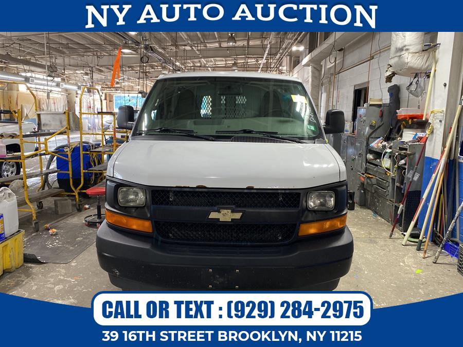 Used Chevrolet Express Cargo Van RWD 2500 135" 2017 | NY Auto Auction. Brooklyn, New York