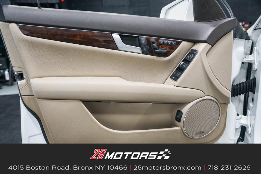 Used Mercedes-Benz C-Class 4dr Sdn C300 Sport 4MATIC 2013 | 26 Motors Bronx. Bronx, New York Used Mercedes-Benz C-Class 4dr Sdn C300 Sport 4MATIC 2013 | 26 Motors Bronx. Bronx, New York