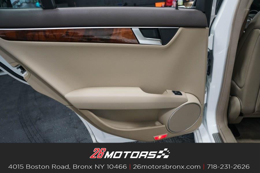 Used Mercedes-Benz C-Class 4dr Sdn C300 Sport 4MATIC 2013 | 26 Motors Bronx. Bronx, New York Used Mercedes-Benz C-Class 4dr Sdn C300 Sport 4MATIC 2013 | 26 Motors Bronx. Bronx, New York