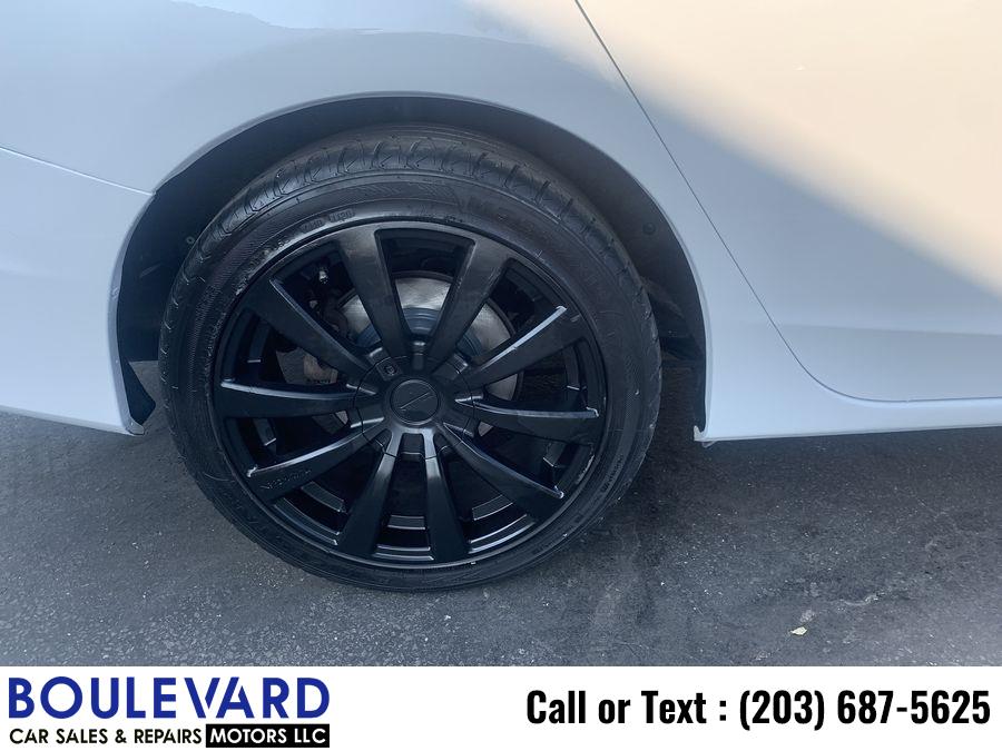 2013 Honda Accord EX-L Sedan 4D, available for sale in New Haven, Connecticut | Boulevard Motors LLC. New Haven, Connecticut 2013 Honda Accord EX-L Sedan 4D, available for sale in New Haven, Connecticut | Boulevard Motors LLC. New Haven, Connecticut
