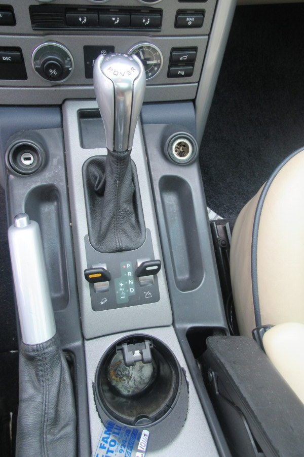 2004 Land Rover Range Rover 4dr Wgn HSE, available for sale in Shelton, Connecticut | Center Motorsports LLC. Shelton, Connecticut 2004 Land Rover Range Rover 4dr Wgn HSE, available for sale in Shelton, Connecticut | Center Motorsports LLC. Shelton, Connecticut