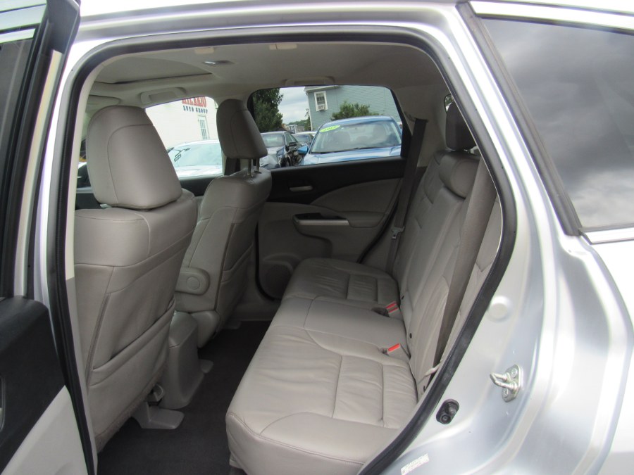 2014 Honda CR-V EX-L, available for sale in Worcester, Massachusetts | Hilario's Auto Sales Inc.. Worcester, Massachusetts 2014 Honda CR-V EX-L, available for sale in Worcester, Massachusetts | Hilario's Auto Sales Inc.. Worcester, Massachusetts