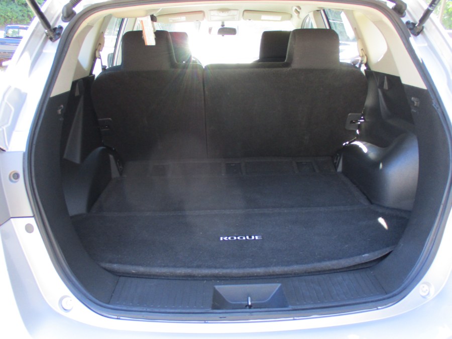 2015 Nissan Rogue Select S, available for sale in Meriden, Connecticut | Cos Central Auto. Meriden, Connecticut 2015 Nissan Rogue Select S, available for sale in Meriden, Connecticut | Cos Central Auto. Meriden, Connecticut