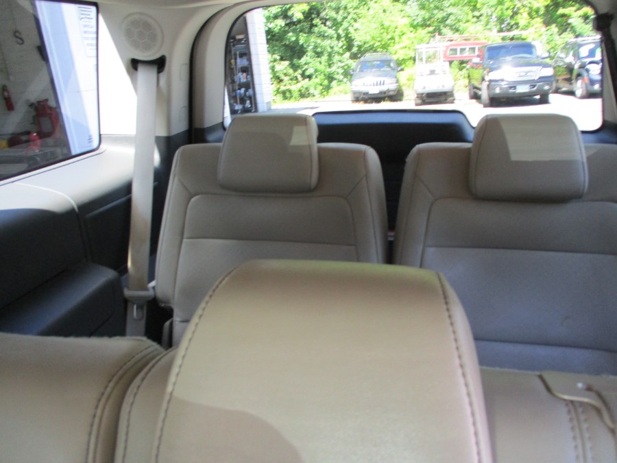2010 Ford Flex 4dr Limited AWD w/Ecoboost, available for sale in Meriden, Connecticut | Cos Central Auto. Meriden, Connecticut 2010 Ford Flex 4dr Limited AWD w/Ecoboost, available for sale in Meriden, Connecticut | Cos Central Auto. Meriden, Connecticut