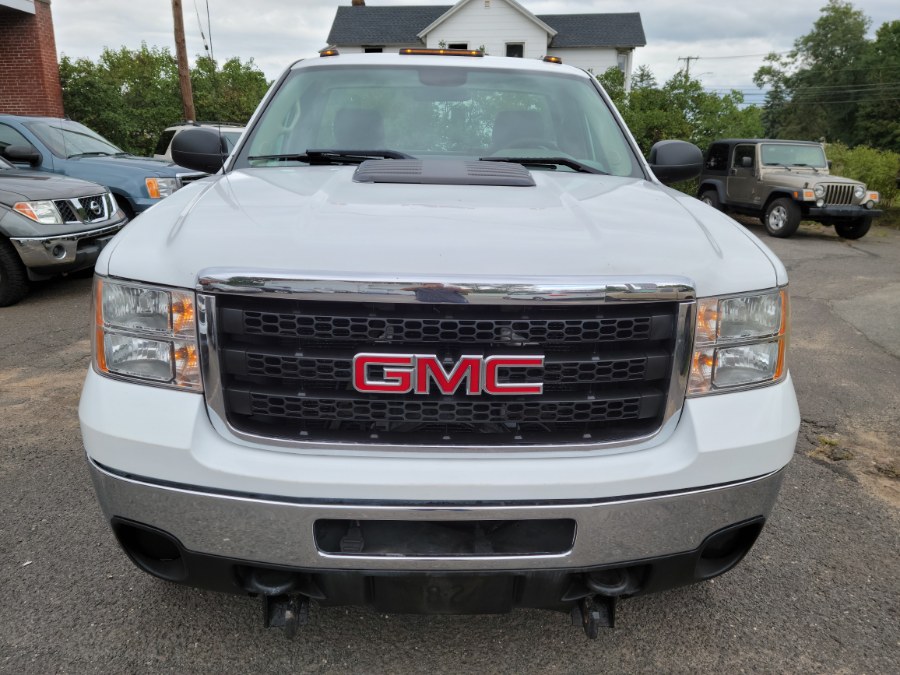 2011 GMC Sierra 2500HD 4WD Reg Cab 133.7" Work Truck, available for sale in East Windsor, Connecticut | Toro Auto. East Windsor, Connecticut 2011 GMC Sierra 2500HD 4WD Reg Cab 133.7" Work Truck, available for sale in East Windsor, Connecticut | Toro Auto. East Windsor, Connecticut