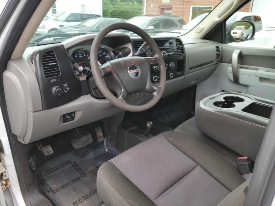 2011 GMC Sierra 2500HD 4WD Reg Cab 133.7" Work Truck, available for sale in East Windsor, Connecticut | Toro Auto. East Windsor, Connecticut 2011 GMC Sierra 2500HD 4WD Reg Cab 133.7" Work Truck, available for sale in East Windsor, Connecticut | Toro Auto. East Windsor, Connecticut