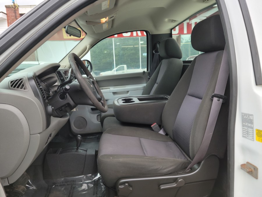 2011 GMC Sierra 2500HD 4WD Reg Cab 133.7" Work Truck, available for sale in East Windsor, Connecticut | Toro Auto. East Windsor, Connecticut 2011 GMC Sierra 2500HD 4WD Reg Cab 133.7" Work Truck, available for sale in East Windsor, Connecticut | Toro Auto. East Windsor, Connecticut
