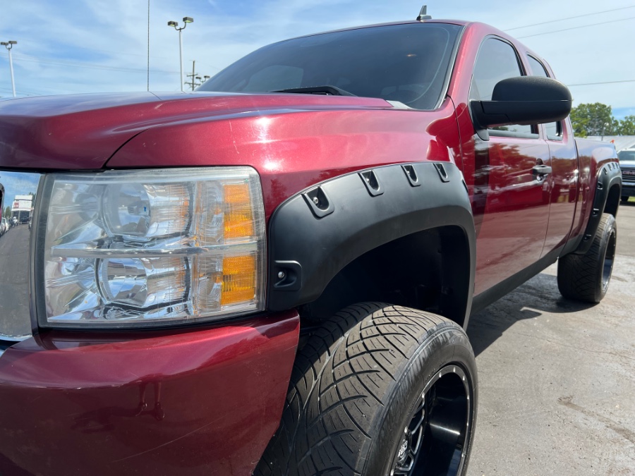 Used Chevrolet Silverado 1500 4WD Ext Cab 143.5" LT 2009 | Marsh Auto Sales LLC. Ortonville, Michigan Used Chevrolet Silverado 1500 4WD Ext Cab 143.5" LT 2009 | Marsh Auto Sales LLC. Ortonville, Michigan