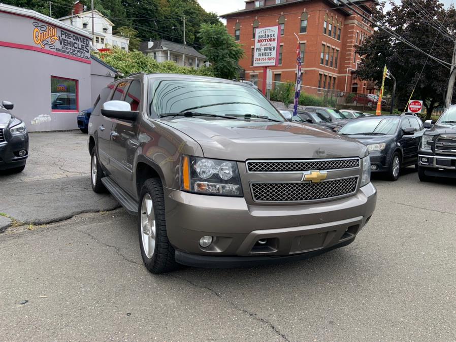Used Chevrolet Suburban 4WD 4dr 1500 LTZ 2011 | Bridge Motors LLC. Derby, Connecticut Used Chevrolet Suburban 4WD 4dr 1500 LTZ 2011 | Bridge Motors LLC. Derby, Connecticut