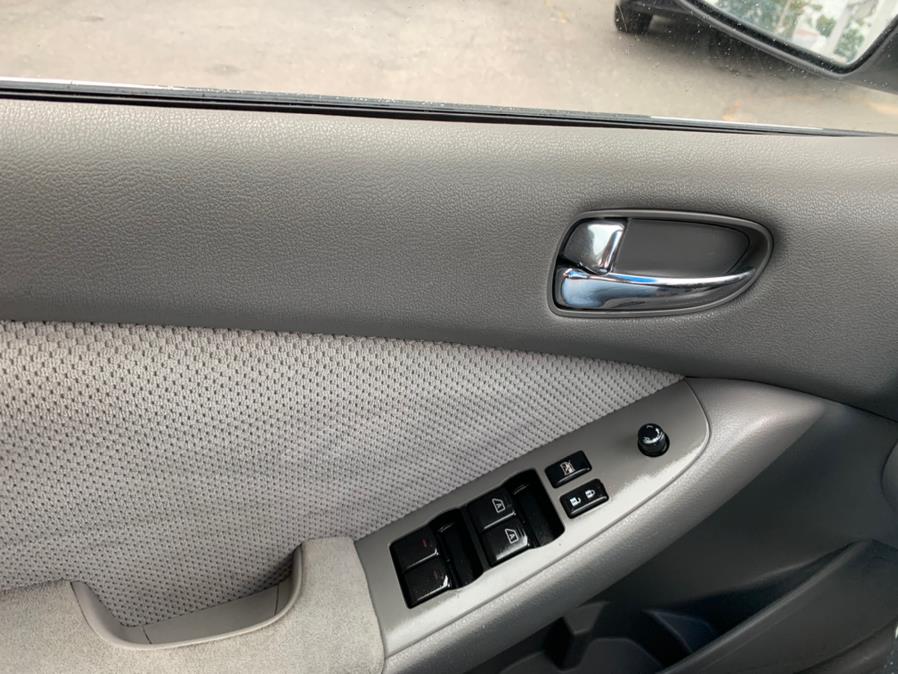 Used Nissan Altima 4dr Sdn V6 CVT 3.5 SE 2007 | Rt 138 Auto Center Inc . Taunton, Massachusetts Used Nissan Altima 4dr Sdn V6 CVT 3.5 SE 2007 | Rt 138 Auto Center Inc . Taunton, Massachusetts