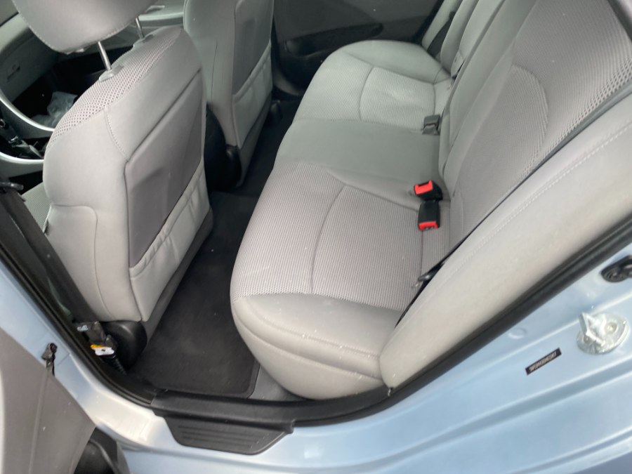 2013 Hyundai Sonata 4dr Sdn 2.4L Auto SE, available for sale in Middle Village, New York | Middle Village Motors . Middle Village, New York 2013 Hyundai Sonata 4dr Sdn 2.4L Auto SE, available for sale in Middle Village, New York | Middle Village Motors . Middle Village, New York