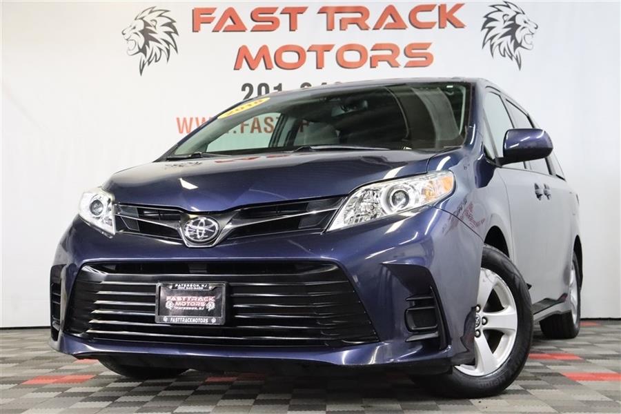 2018 Toyota Sienna LE, available for sale in Paterson, New Jersey | Fast Track Motors. Paterson, New Jersey