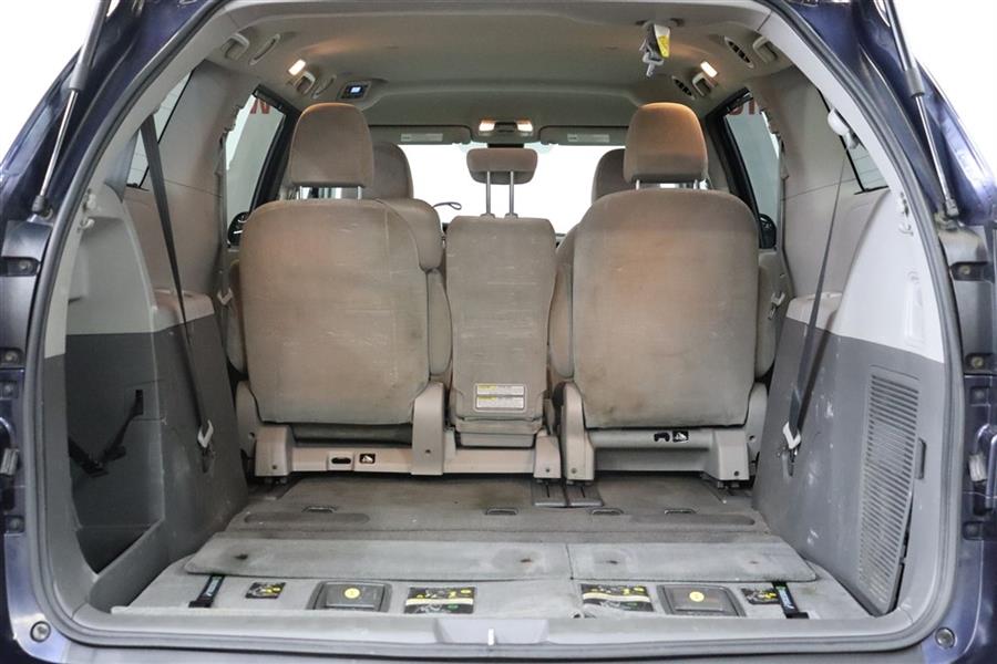 2018 Toyota Sienna LE, available for sale in Paterson, New Jersey | Fast Track Motors. Paterson, New Jersey 2018 Toyota Sienna LE, available for sale in Paterson, New Jersey | Fast Track Motors. Paterson, New Jersey