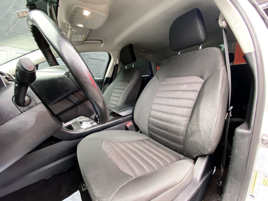 Used Ford Fusion Hybrid SE FWD 2017 | RT Auto Center LLC. Newark, New Jersey Used Ford Fusion Hybrid SE FWD 2017 | RT Auto Center LLC. Newark, New Jersey