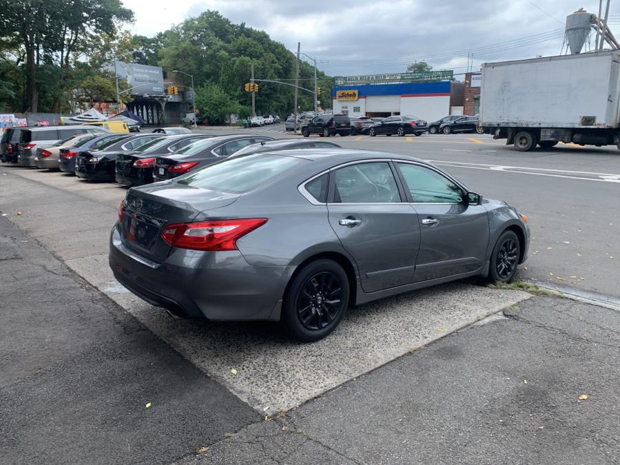 Used Nissan Altima 2017.5 2.5 SR Sedan 2017 | Rubber Bros Auto World. Brooklyn, New York Used Nissan Altima 2017.5 2.5 SR Sedan 2017 | Rubber Bros Auto World. Brooklyn, New York