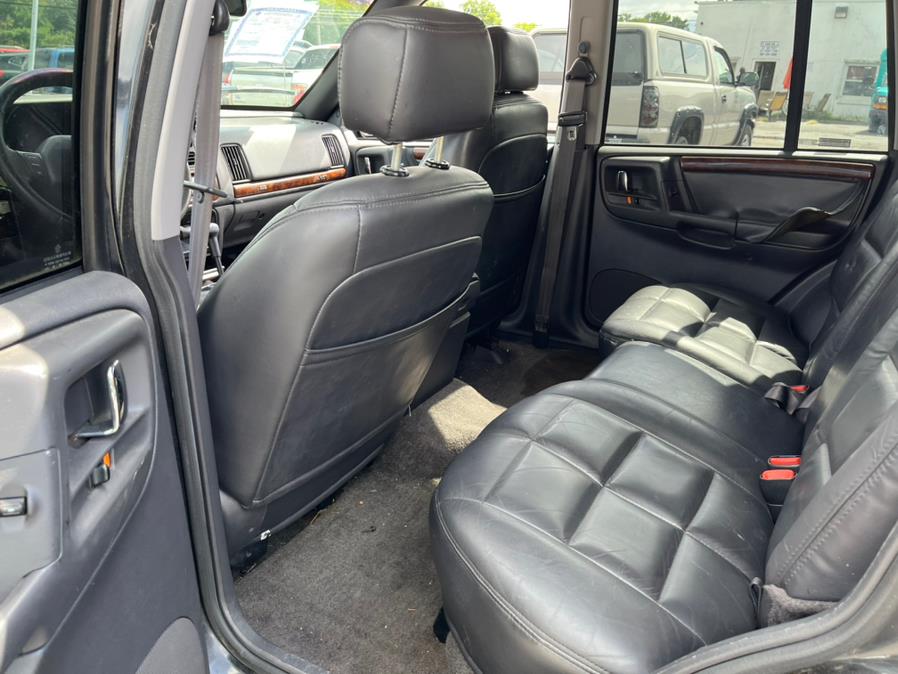Used Jeep Grand Cherokee 4dr Limited 4WD 1996 | CT Car Co LLC. East Windsor, Connecticut Used Jeep Grand Cherokee 4dr Limited 4WD 1996 | CT Car Co LLC. East Windsor, Connecticut