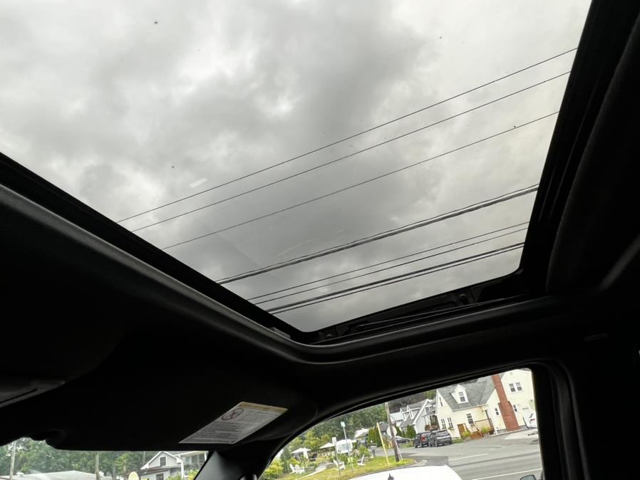 Used Ford Expedition EL XLT 4x4 2017 | Lava Motors 2 Inc. Canton, Connecticut Used Ford Expedition EL XLT 4x4 2017 | Lava Motors 2 Inc. Canton, Connecticut