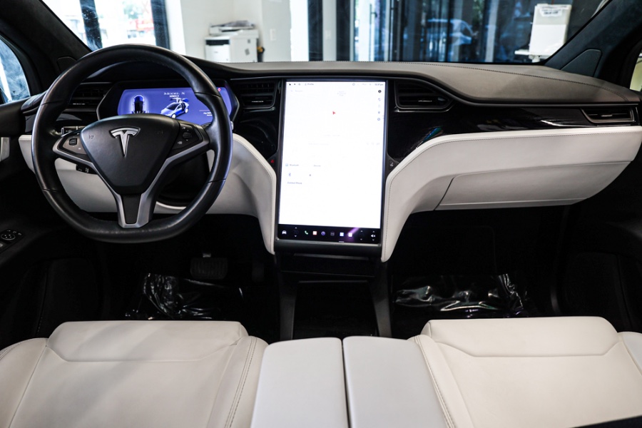 Used Tesla Model X 100D AWD 2018 | 26 Motors Long Island. ELMONT, New York Used Tesla Model X 100D AWD 2018 | 26 Motors Long Island. ELMONT, New York