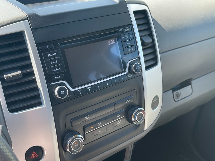 Used Nissan Frontier 4WD Crew Cab SWB Auto PRO-4X 2015 | Geneva Motor Cars. Darien, Wisconsin Used Nissan Frontier 4WD Crew Cab SWB Auto PRO-4X 2015 | Geneva Motor Cars. Darien, Wisconsin