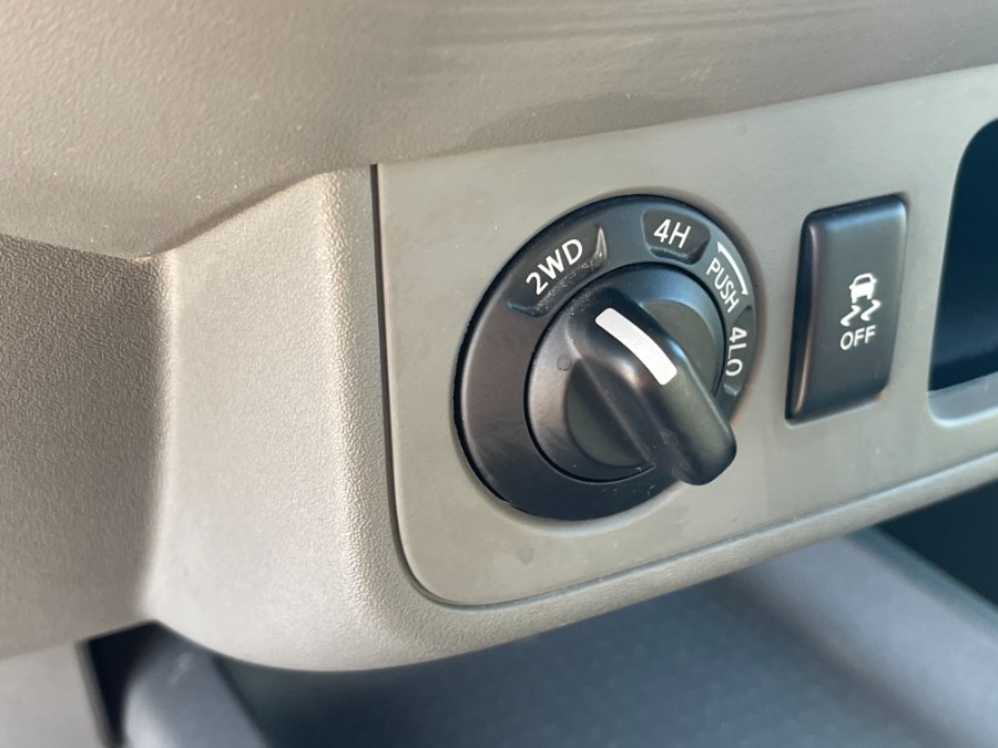 Used Nissan Frontier 4WD Crew Cab SWB Auto PRO-4X 2015 | Geneva Motor Cars. Darien, Wisconsin Used Nissan Frontier 4WD Crew Cab SWB Auto PRO-4X 2015 | Geneva Motor Cars. Darien, Wisconsin