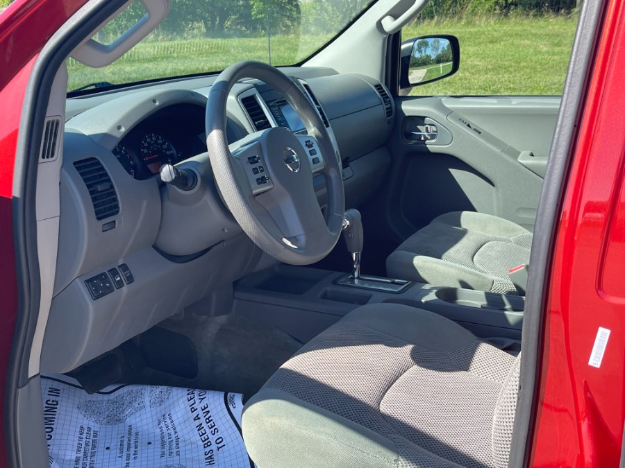Used Nissan Frontier 4WD Crew Cab SWB Auto PRO-4X 2015 | Geneva Motor Cars. Darien, Wisconsin Used Nissan Frontier 4WD Crew Cab SWB Auto PRO-4X 2015 | Geneva Motor Cars. Darien, Wisconsin