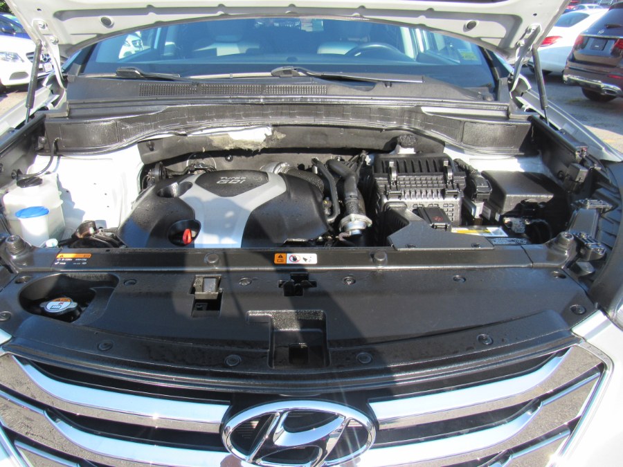 2013 Hyundai Santa Fe Sport Tech, available for sale in Worcester, Massachusetts | Hilario's Auto Sales Inc.. Worcester, Massachusetts 2013 Hyundai Santa Fe Sport Tech, available for sale in Worcester, Massachusetts | Hilario's Auto Sales Inc.. Worcester, Massachusetts
