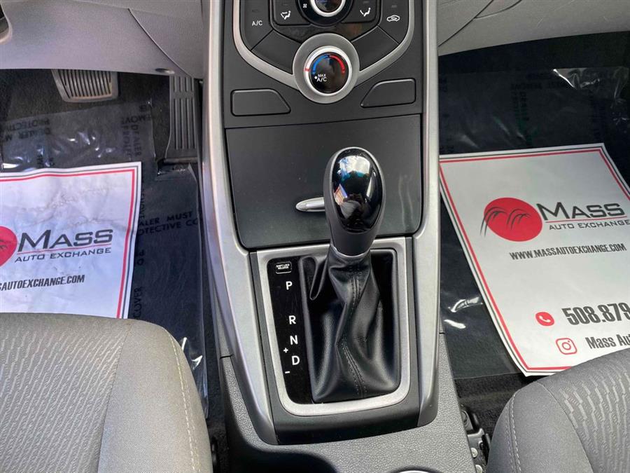 Used Hyundai Elantra Limited 2015 | Mass Auto Exchange. Framingham, Massachusetts Used Hyundai Elantra Limited 2015 | Mass Auto Exchange. Framingham, Massachusetts