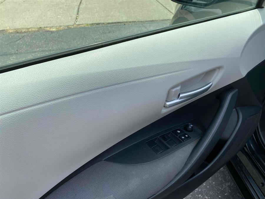 Used Toyota Corolla LE 2020 | Mass Auto Exchange. Framingham, Massachusetts Used Toyota Corolla LE 2020 | Mass Auto Exchange. Framingham, Massachusetts