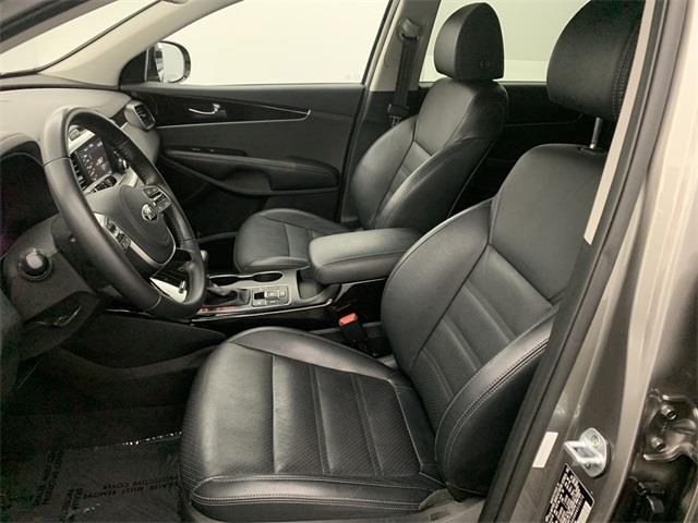 Used Kia Sorento EX 2019 | Eastchester Motor Cars. Bronx, New York Used Kia Sorento EX 2019 | Eastchester Motor Cars. Bronx, New York