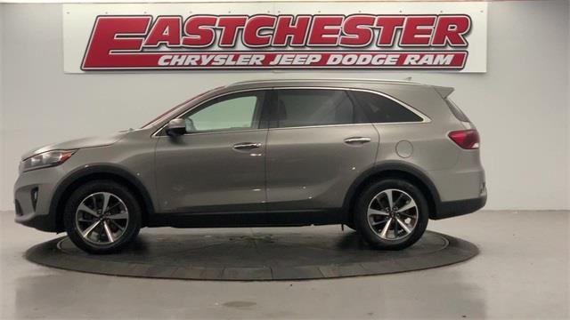 Used Kia Sorento EX 2019 | Eastchester Motor Cars. Bronx, New York Used Kia Sorento EX 2019 | Eastchester Motor Cars. Bronx, New York