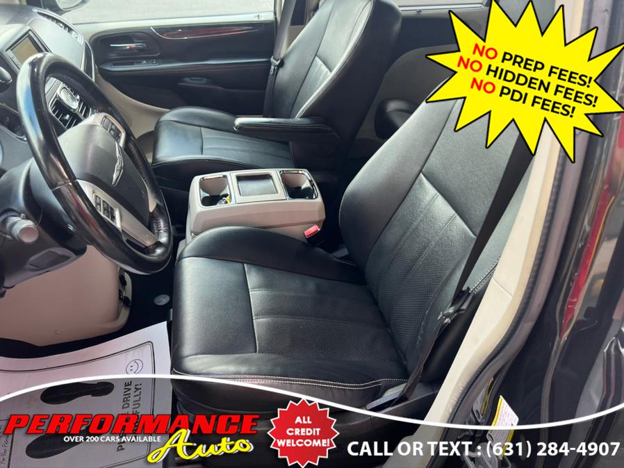 2015 Chrysler Town & Country 4dr Wgn Touring-L, available for sale in Bohemia, New York | Performance Auto Inc. Bohemia, New York 2015 Chrysler Town & Country 4dr Wgn Touring-L, available for sale in Bohemia, New York | Performance Auto Inc. Bohemia, New York