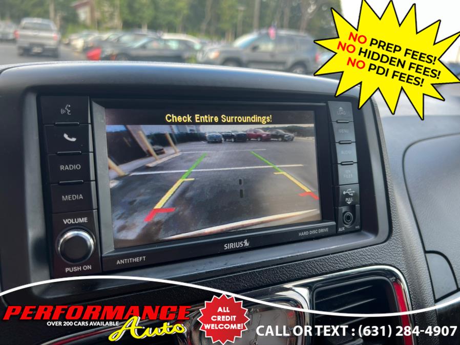 2015 Chrysler Town & Country 4dr Wgn Touring-L, available for sale in Bohemia, New York | Performance Auto Inc. Bohemia, New York 2015 Chrysler Town & Country 4dr Wgn Touring-L, available for sale in Bohemia, New York | Performance Auto Inc. Bohemia, New York